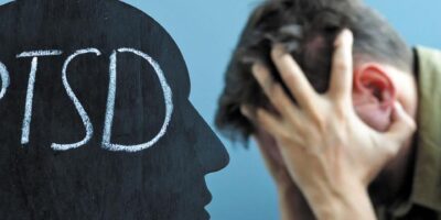 טיפול בחומר פסיכדלי בהלומי קרב